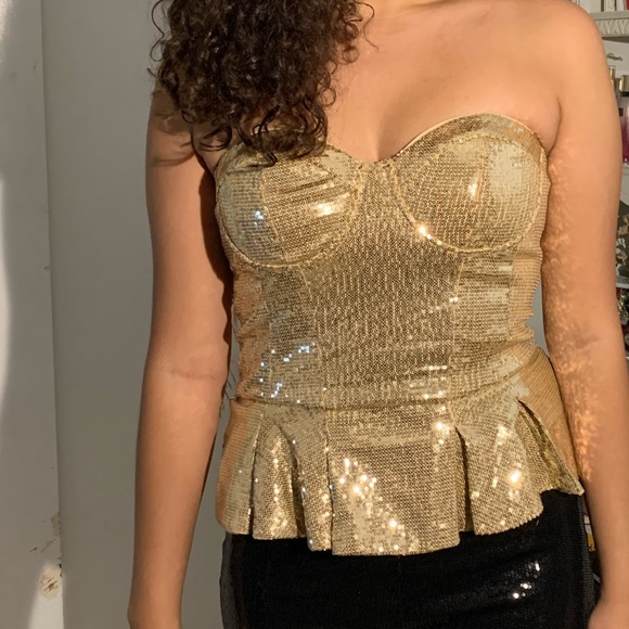 bebe Tops - Bebe Gold Peplum Top
